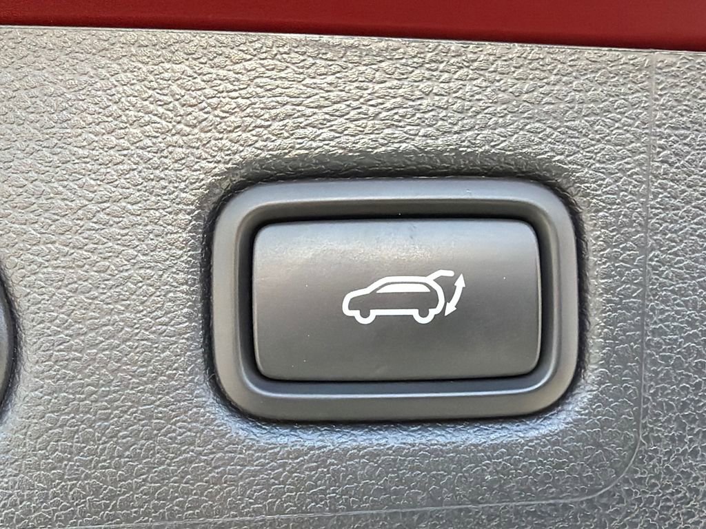 Used 2020 Hyundai Tucson Limited FWD image 19