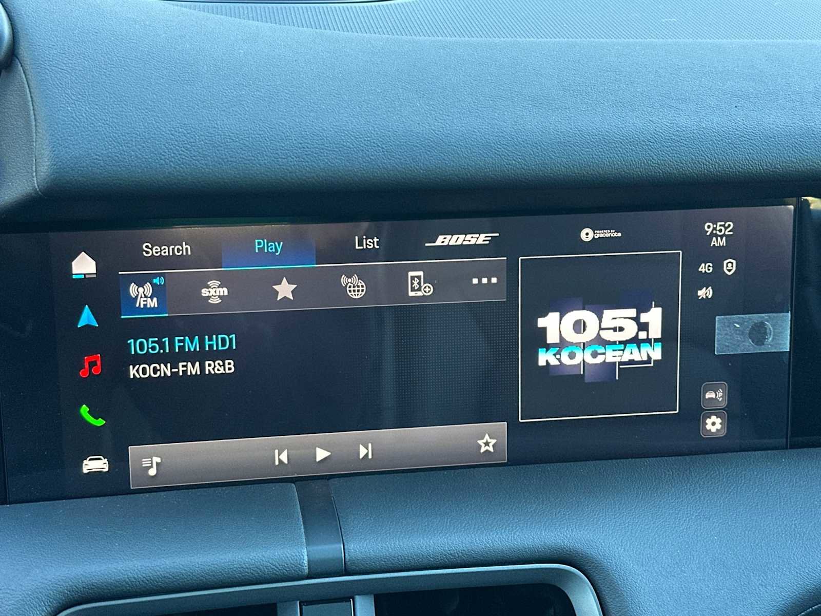 New 2025 Porsche Taycan 4S image 18