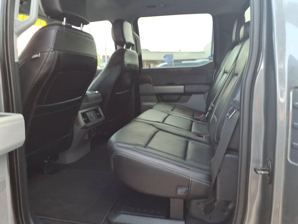 Used 2023 Ford F350 XLT w/ Black Appearance Package AWD/4WD image 11