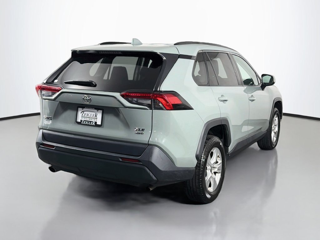 Used 2021 Toyota RAV4 XLE AWD/4WD image 7