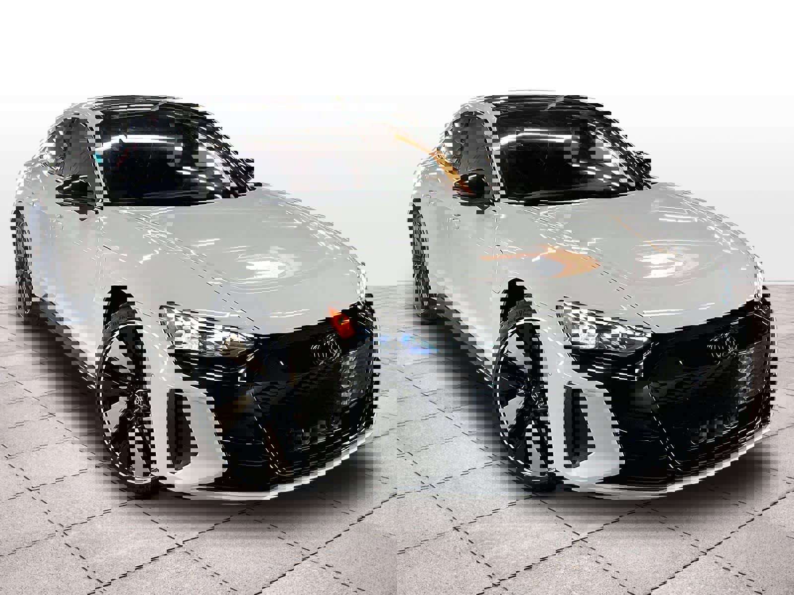 Used 2022 Audi RS e-tron GT w/ Carbon Performance Package image 2