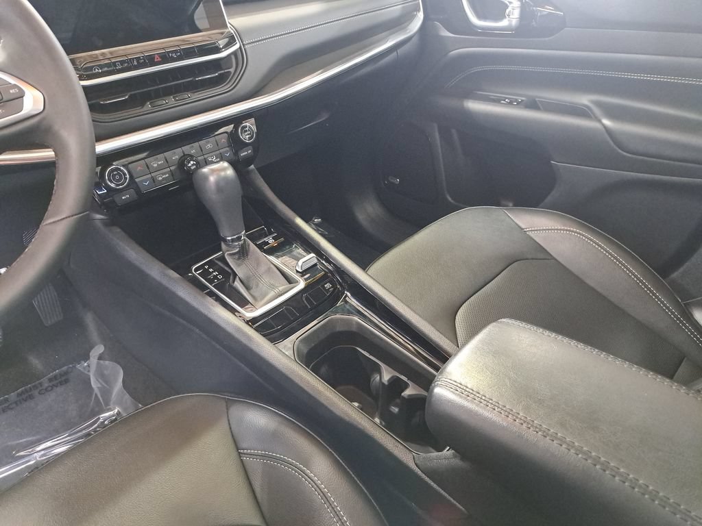 Certified 2023 Jeep Compass High Altitude AWD/4WD image 24