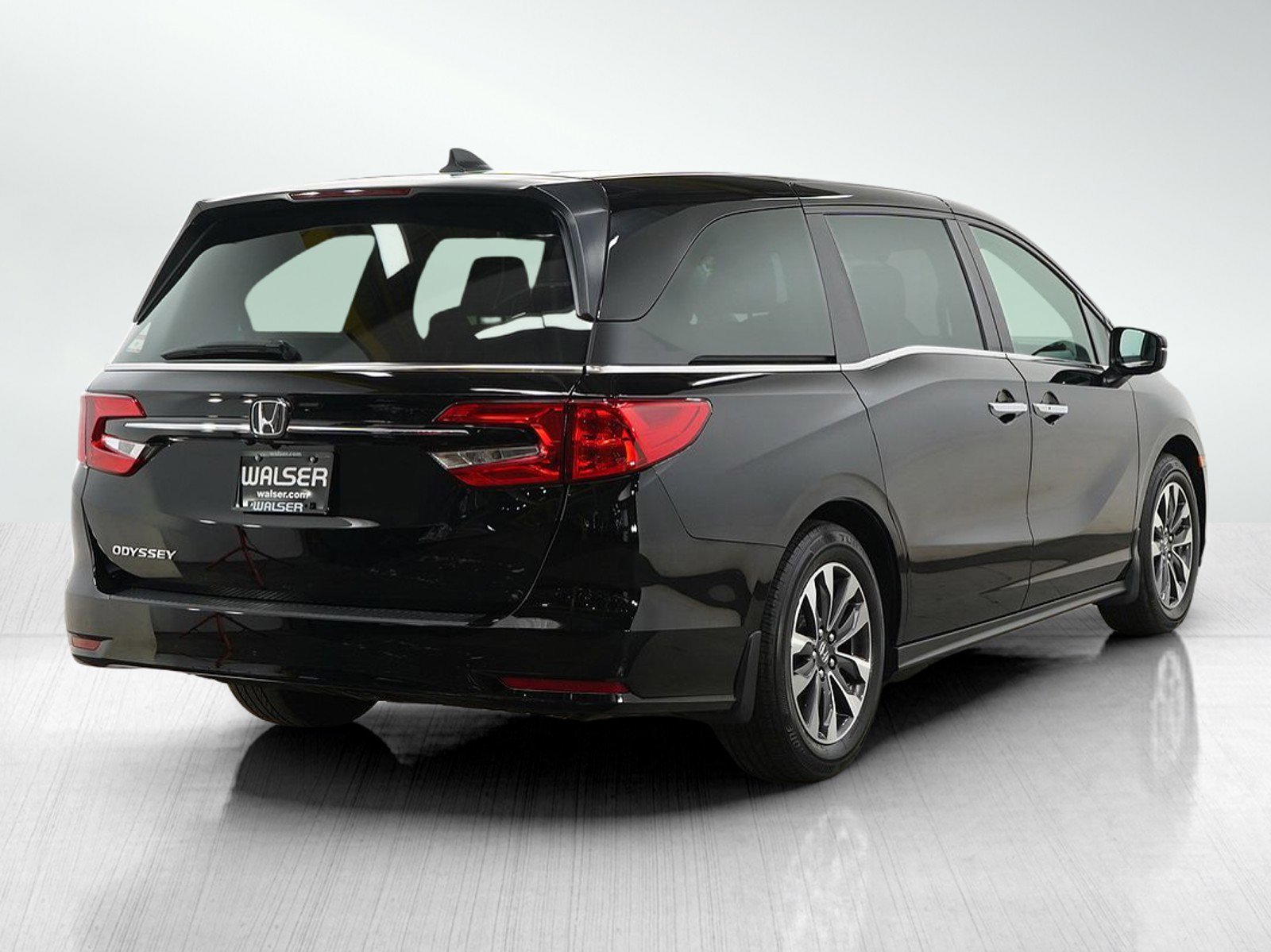 Used 2024 Honda Odyssey EX-L image 5