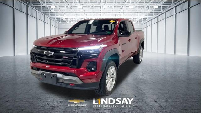 Used 2023 Chevrolet Colorado Z71 w/ Advanced Trailering Package image 5