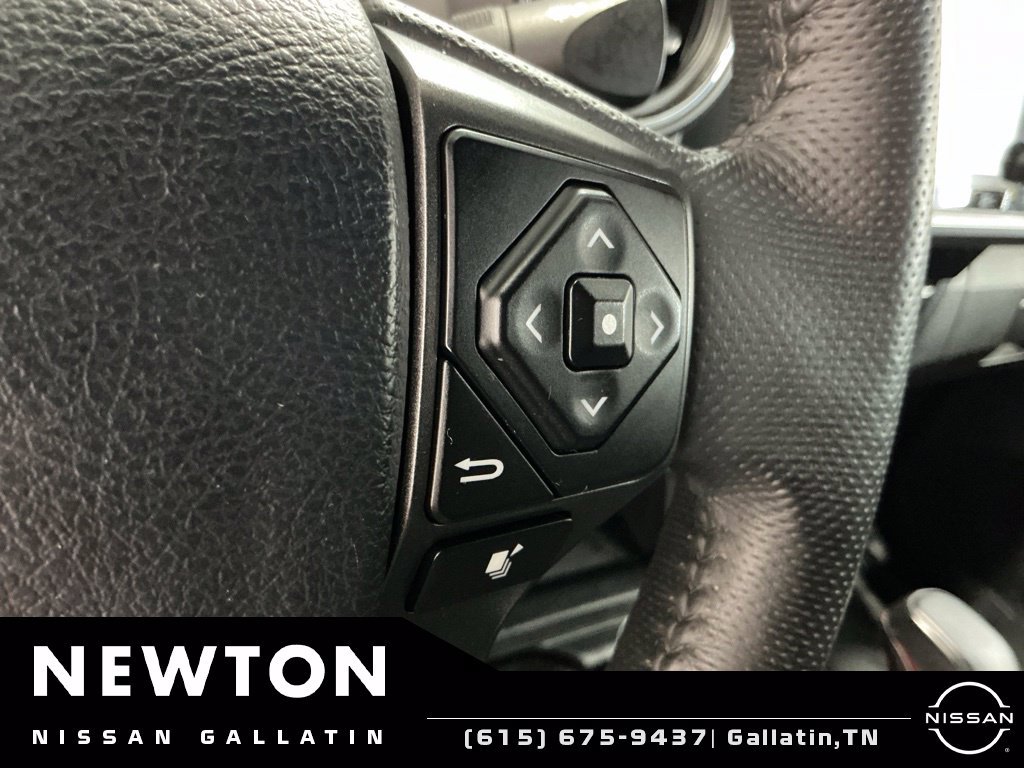Used 2017 Toyota Tacoma TRD Off-Road w/ Tow Package (A/T) AWD/4WD image 37