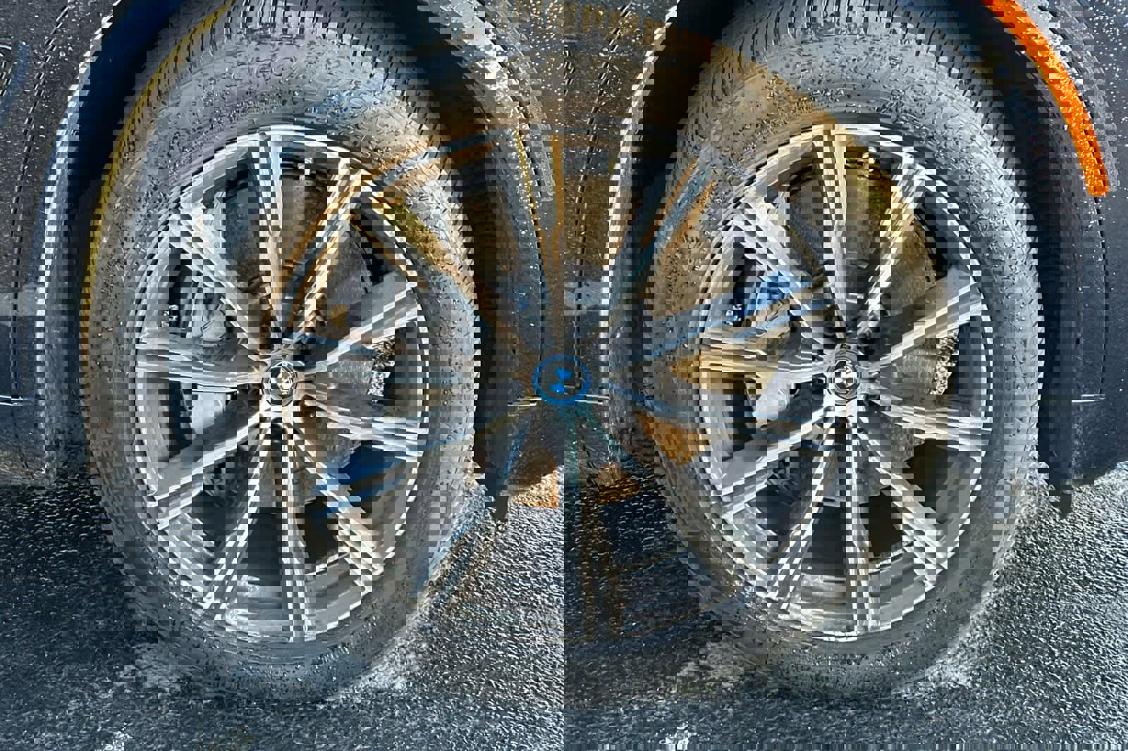 Used 2023 BMW X5 xDrive45e w/ M Sport Package image 11