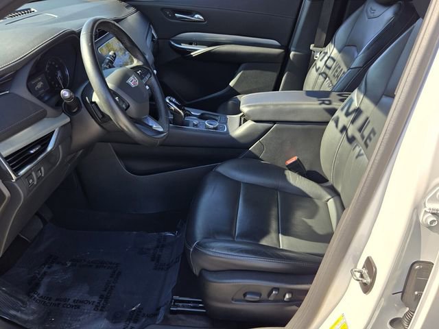 Used 2022 Cadillac XT4 Premium Luxury w/ Enhanced Visibility Package image 10