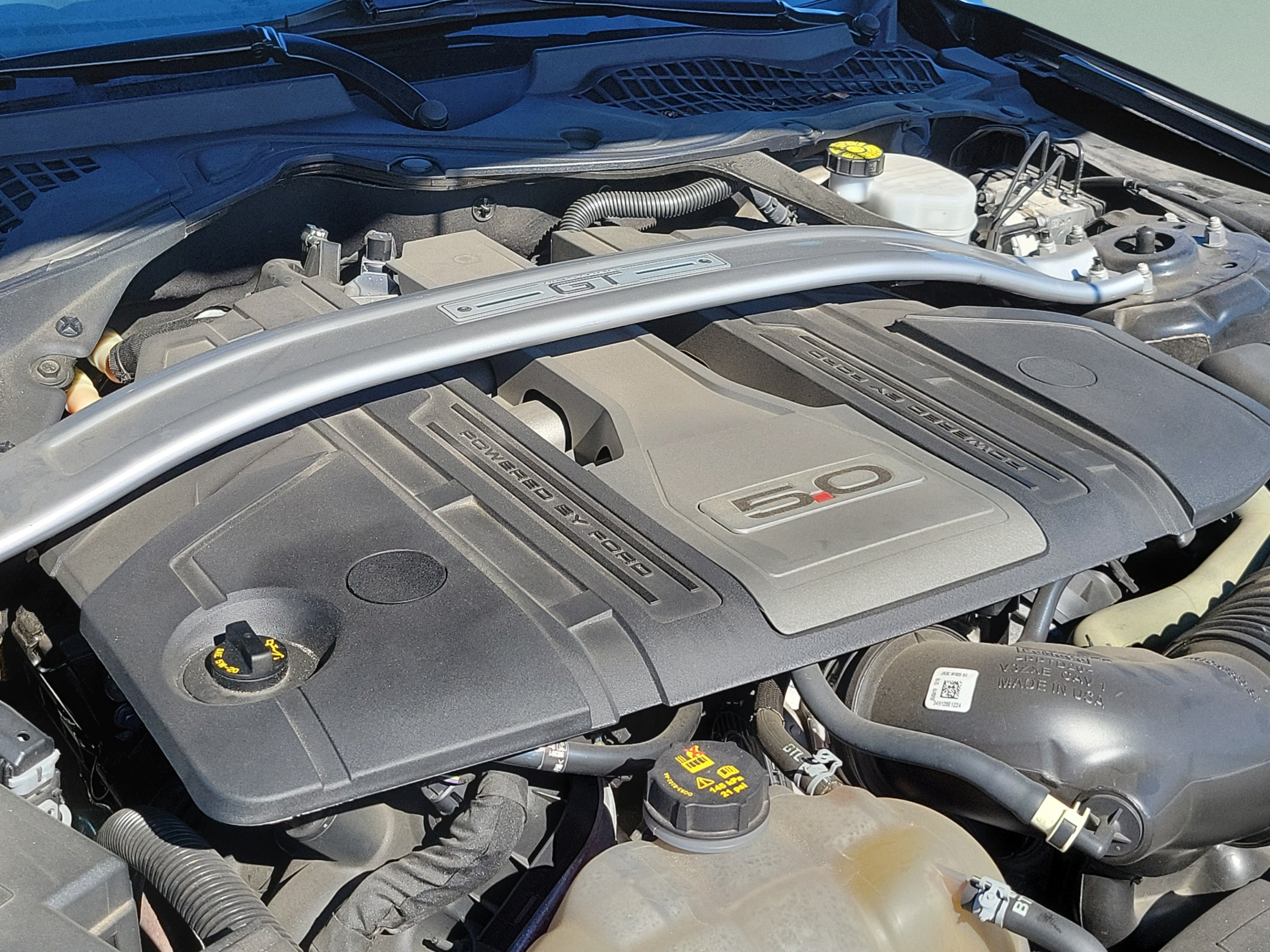 Used 2019 Ford Mustang GT Premium w/ GT Performance Package RWD image 7