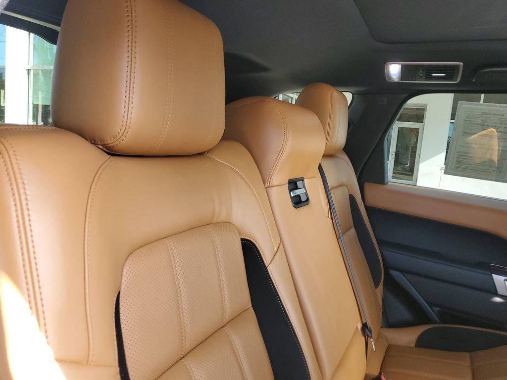 Used 2021 Land Rover Range Rover Sport HSE Dynamic image 27
