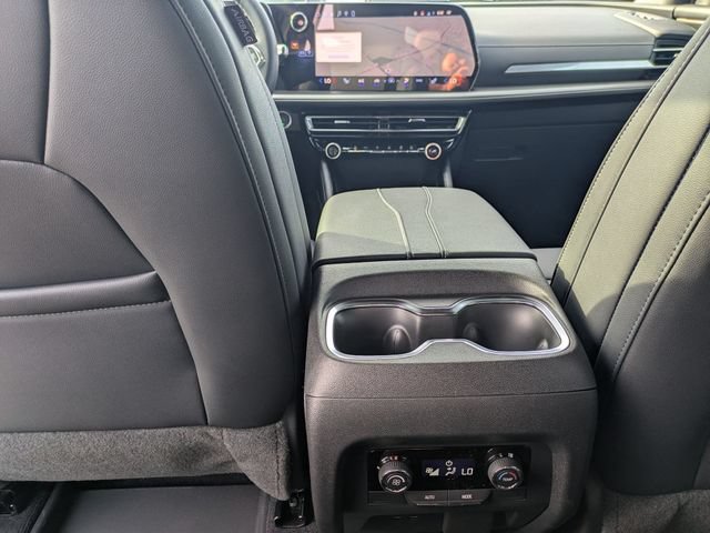 New 2026 Chevrolet Traverse LT w/ Midnight/Sport Edition FWD image 29