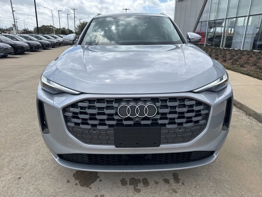 Used 2025 Audi Q5 Premium w/ Convenience Package image 6