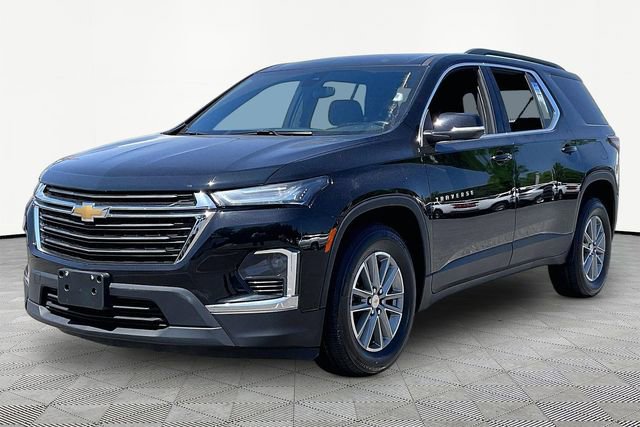 Used 2023 Chevrolet Traverse LT AWD/4WD image 3