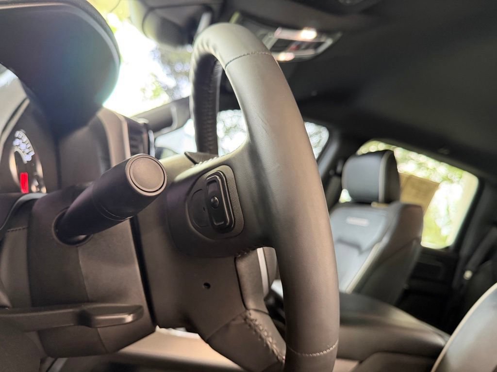 Used 2024 RAM 1500 Laramie AWD/4WD image 47