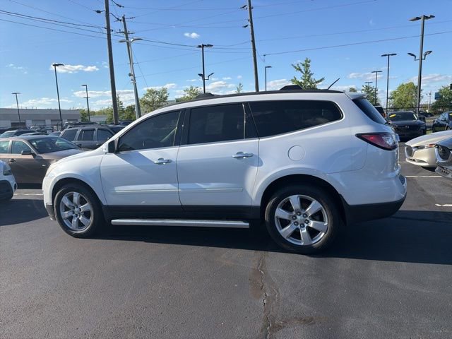 Used 2016 Chevrolet Traverse LT w/ Style and Technology Package FWD image 12