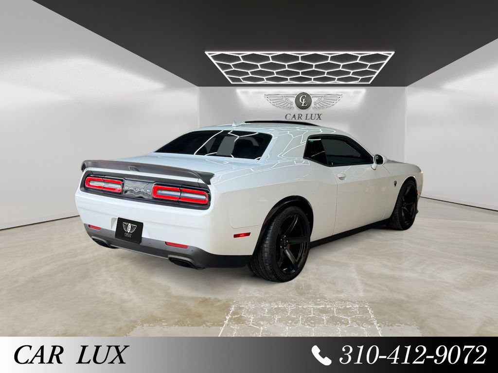Used 2019 Dodge Challenger SRT Hellcat w/ Laguna Leather Package RWD image 5