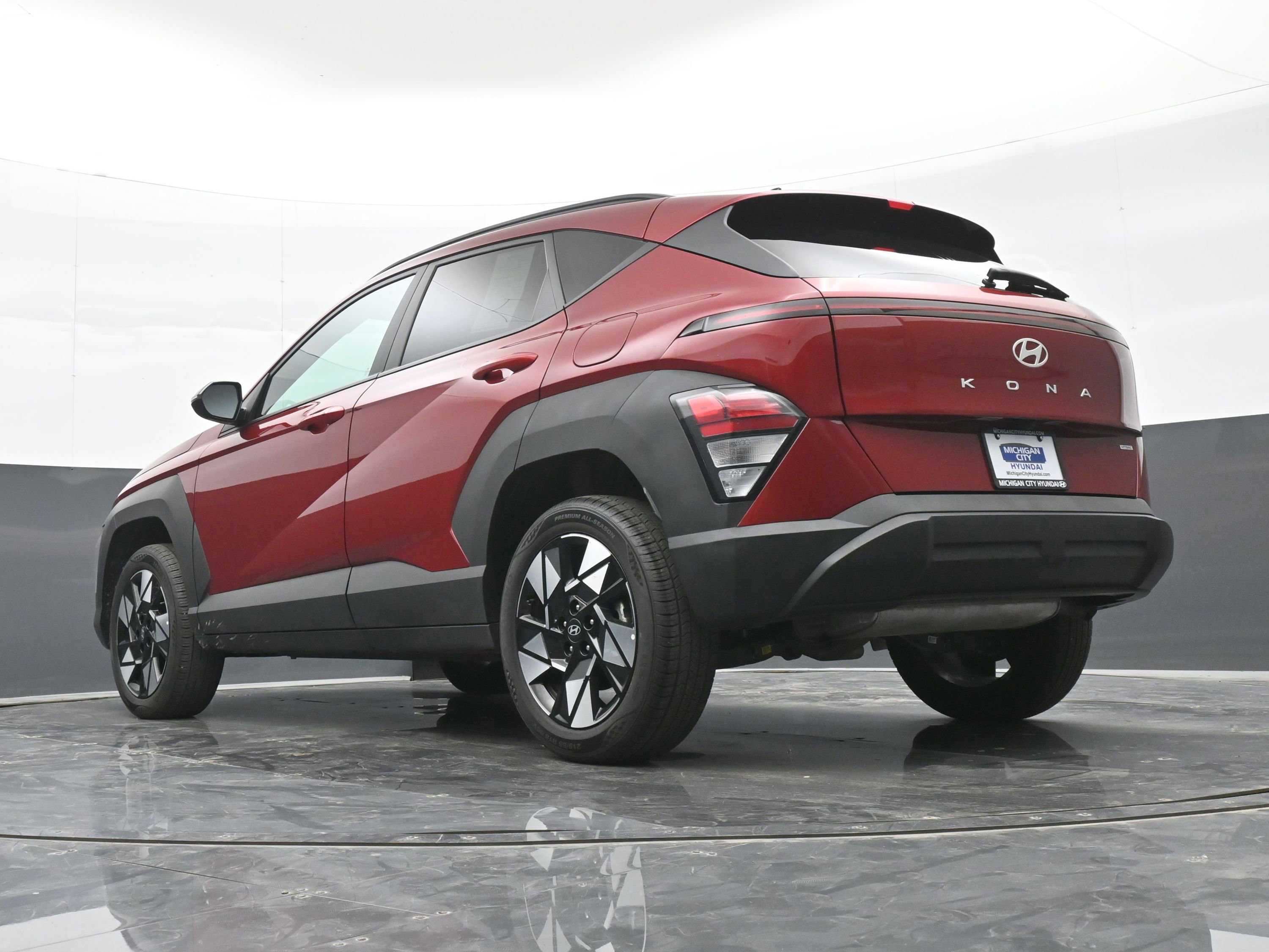 Certified 2025 Hyundai Kona SEL image 41