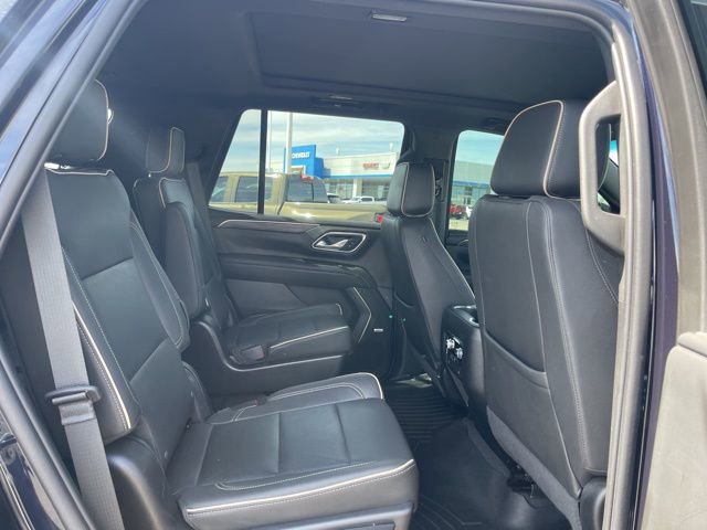 Used 2023 GMC Yukon SLT image 16
