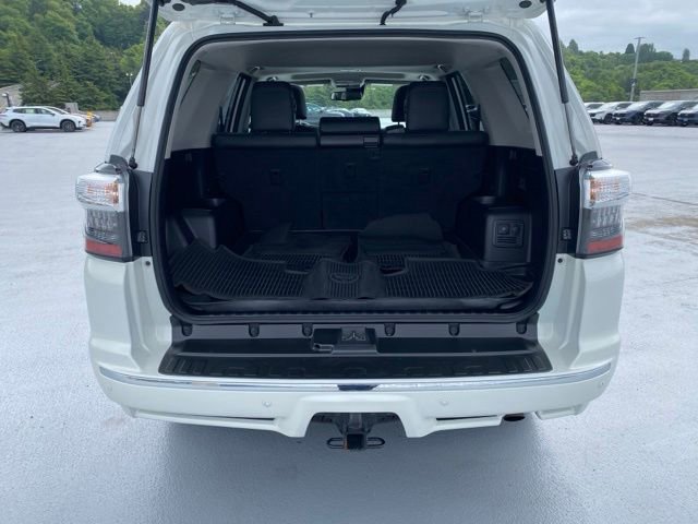 Used 2022 Toyota 4Runner Limited AWD/4WD image 9