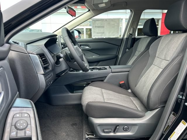 New 2026 Nissan Rogue SV AWD/4WD image 26