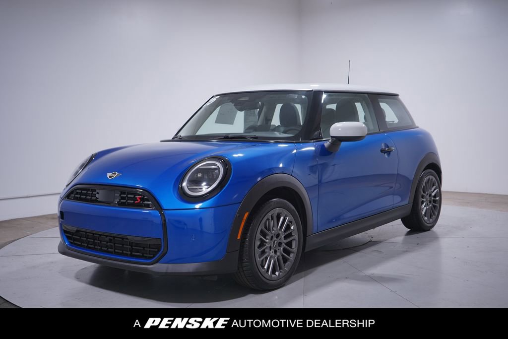 Used 2025 MINI Cooper S image 1