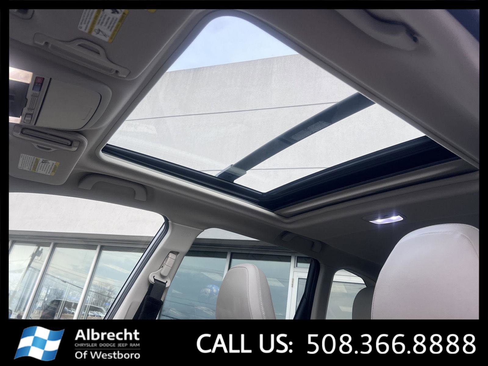 Used 2023 Subaru Forester Limited image 31