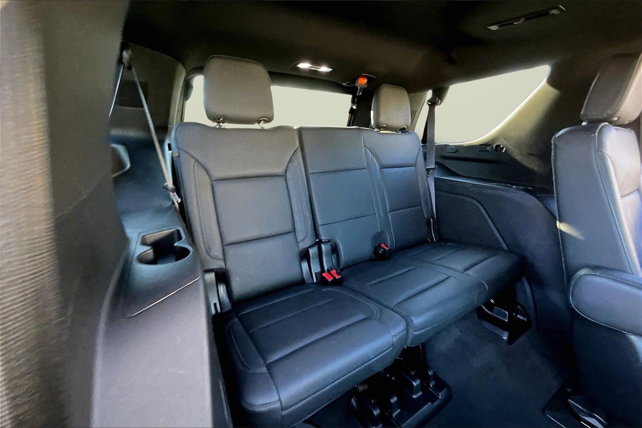 Used 2021 Chevrolet Tahoe Z71 w/ Rear Media and Nav Package image 25