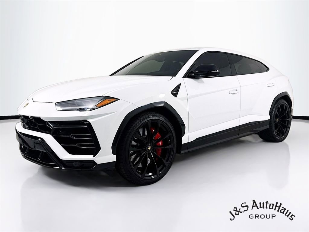 Used 2021 Lamborghini Urus image 3
