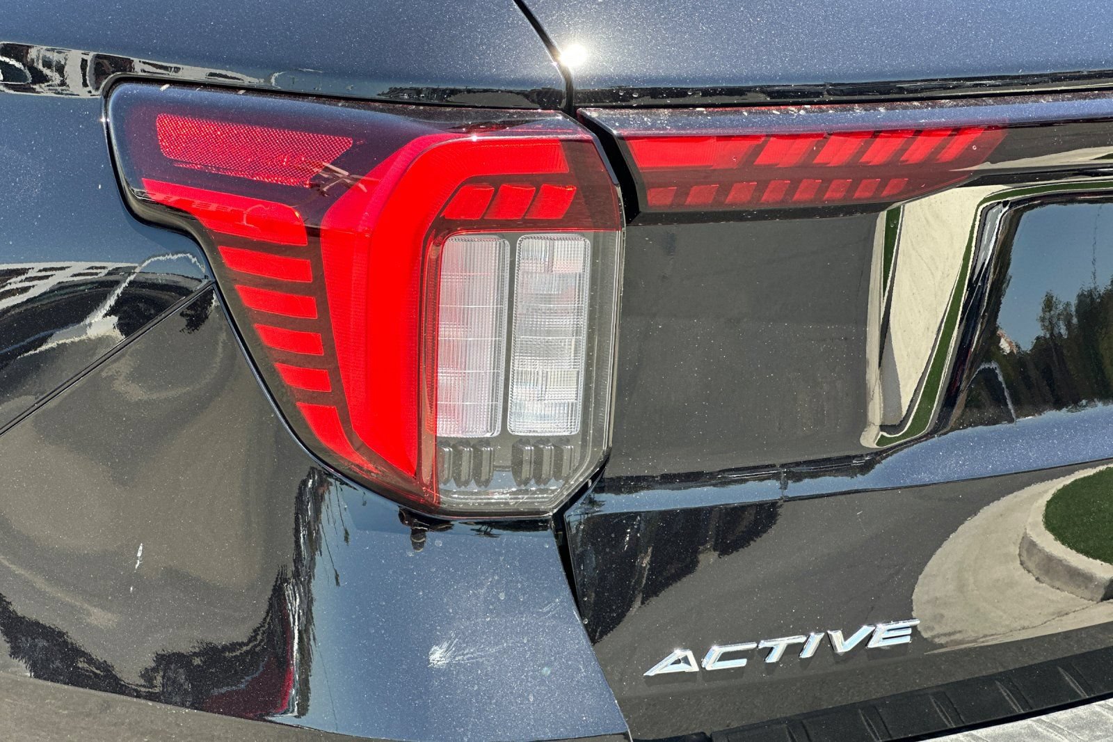 New 2026 Ford Explorer Active w/ Active Comfort Package RWD image 27