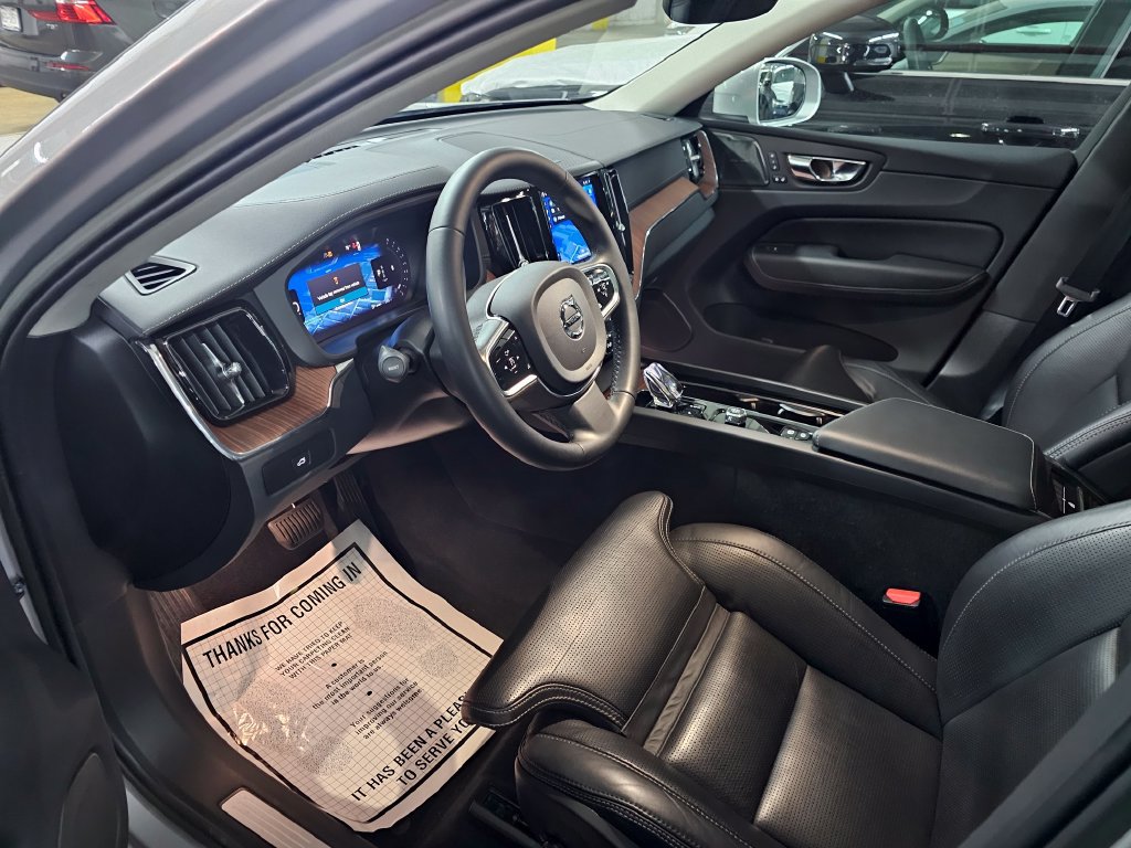 Certified 2023 Volvo XC60 B6 Ultimate AWD/4WD image 15