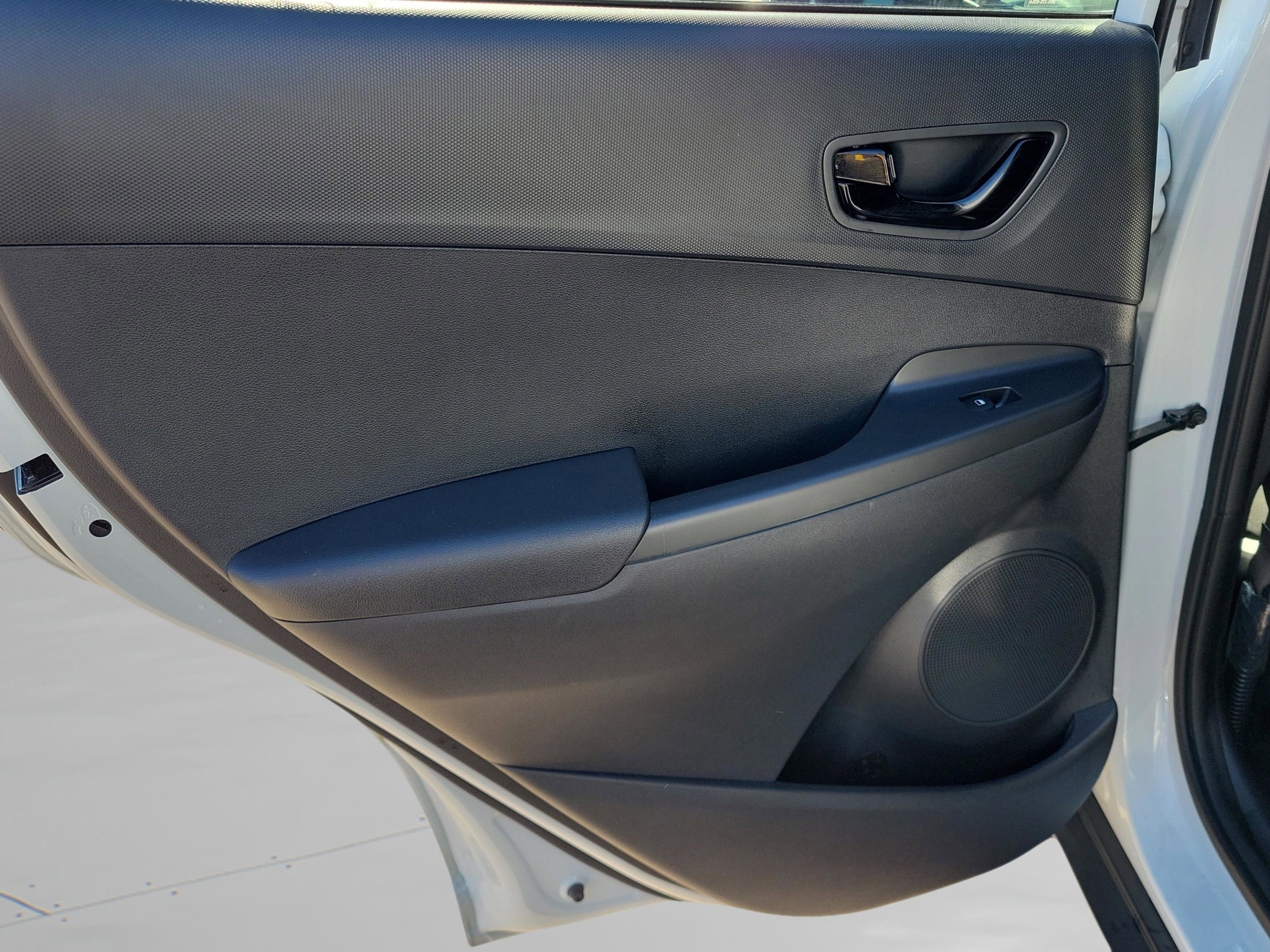 Used 2021 Hyundai Kona Night w/ Cargo Package image 27