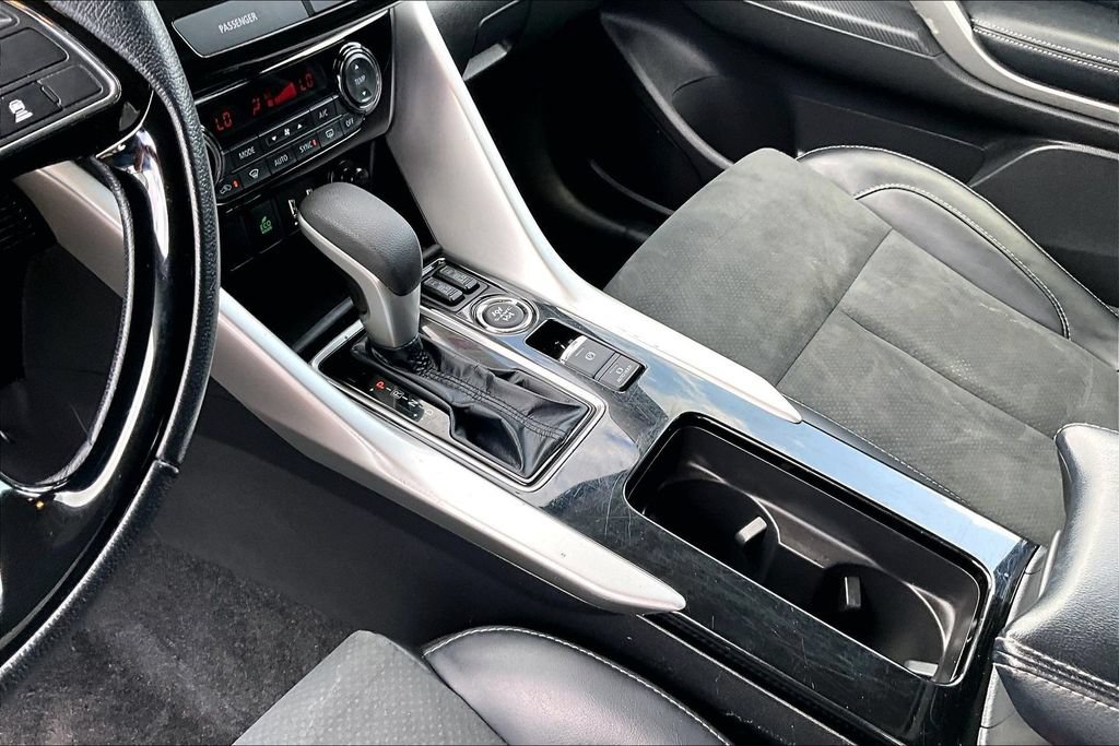 Used 2024 Mitsubishi Eclipse Cross SE AWD/4WD image 16
