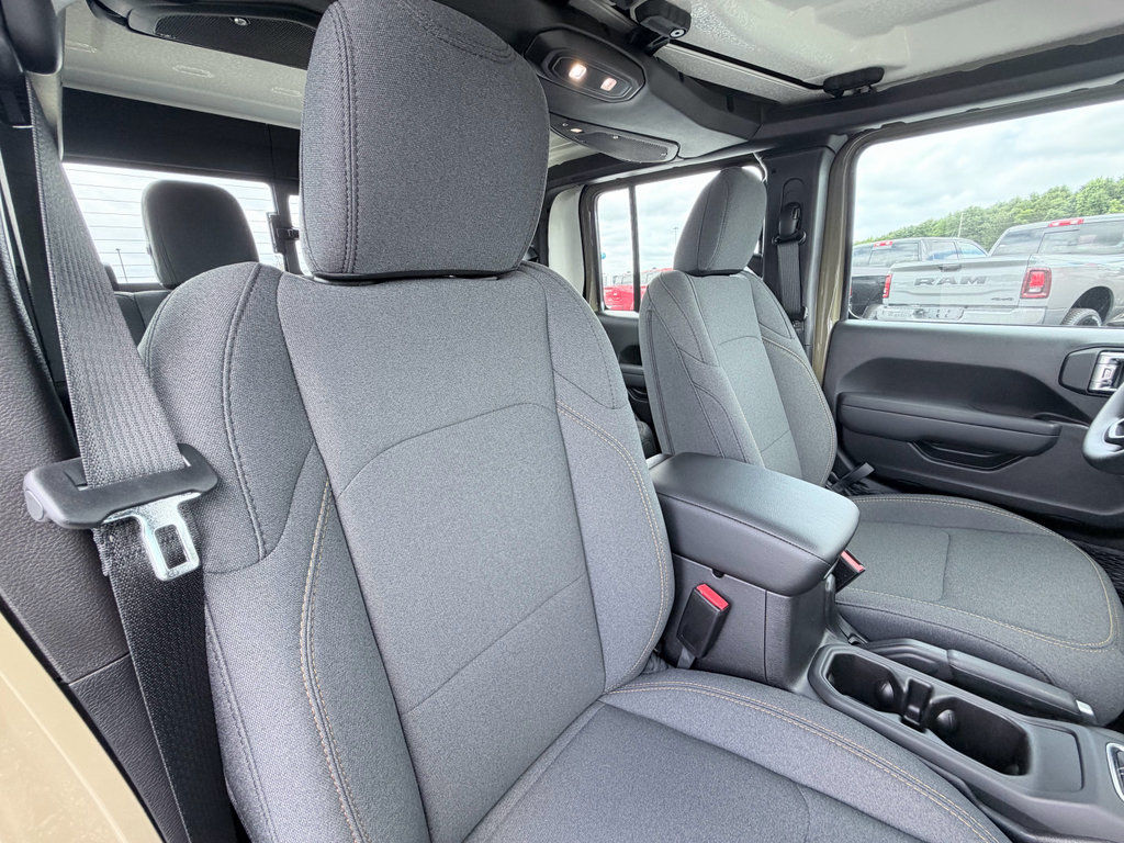 New 2026 Jeep Gladiator Sport AWD/4WD image 23