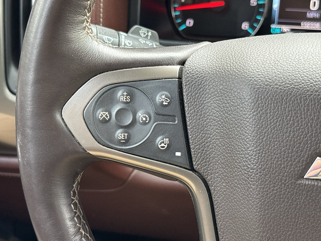 Used 2015 Chevrolet Silverado 1500 High Country w/ High Country Premium Package AWD/4WD image 18