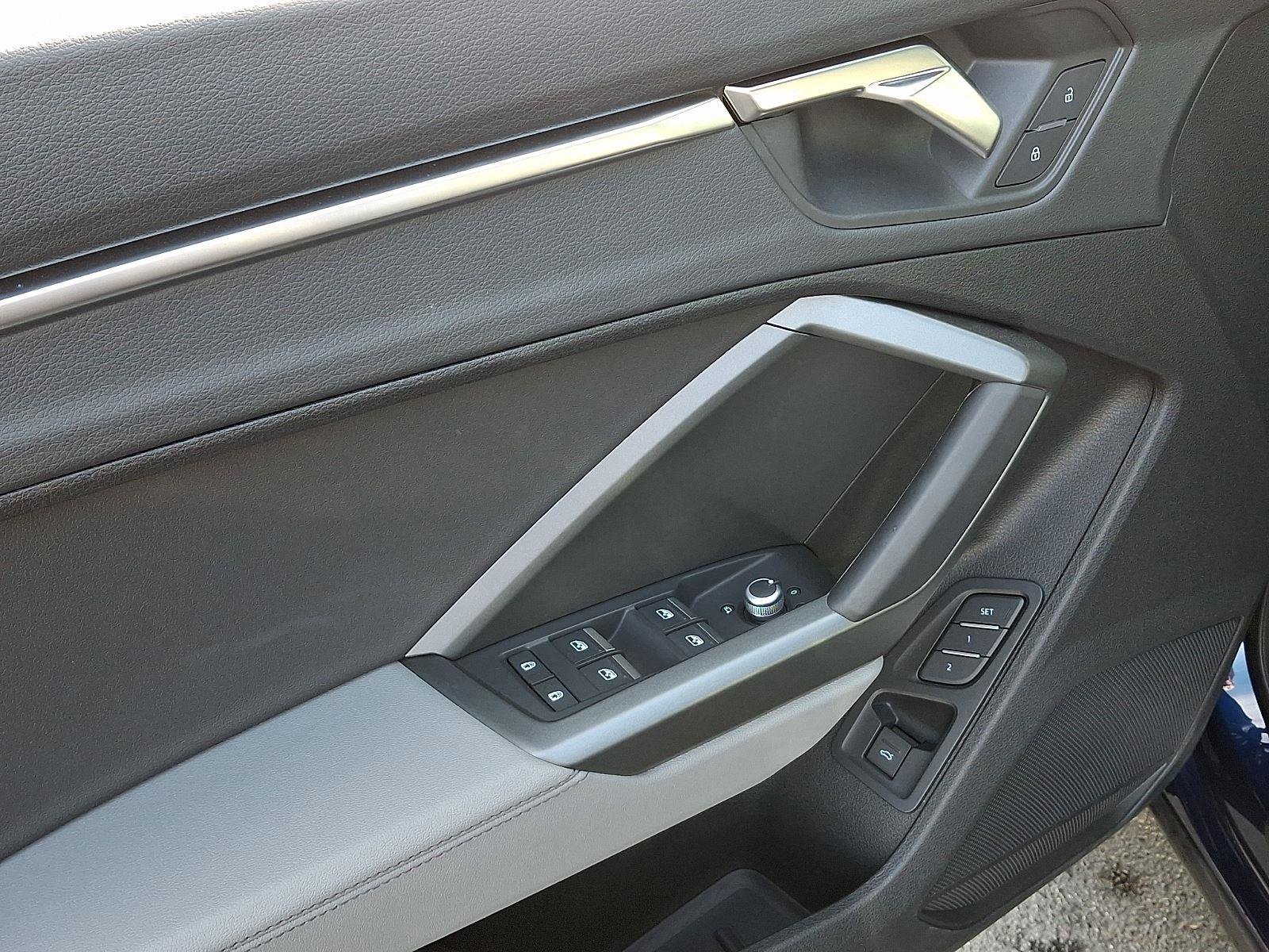 Certified 2025 Audi Q3 2.0T Premium w/ Convenience Package image 12