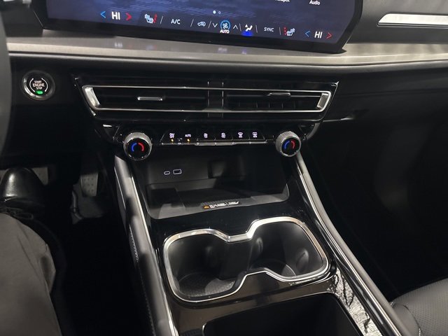 New 2026 Chevrolet Traverse LT w/ Sun and Wheel Package image 23