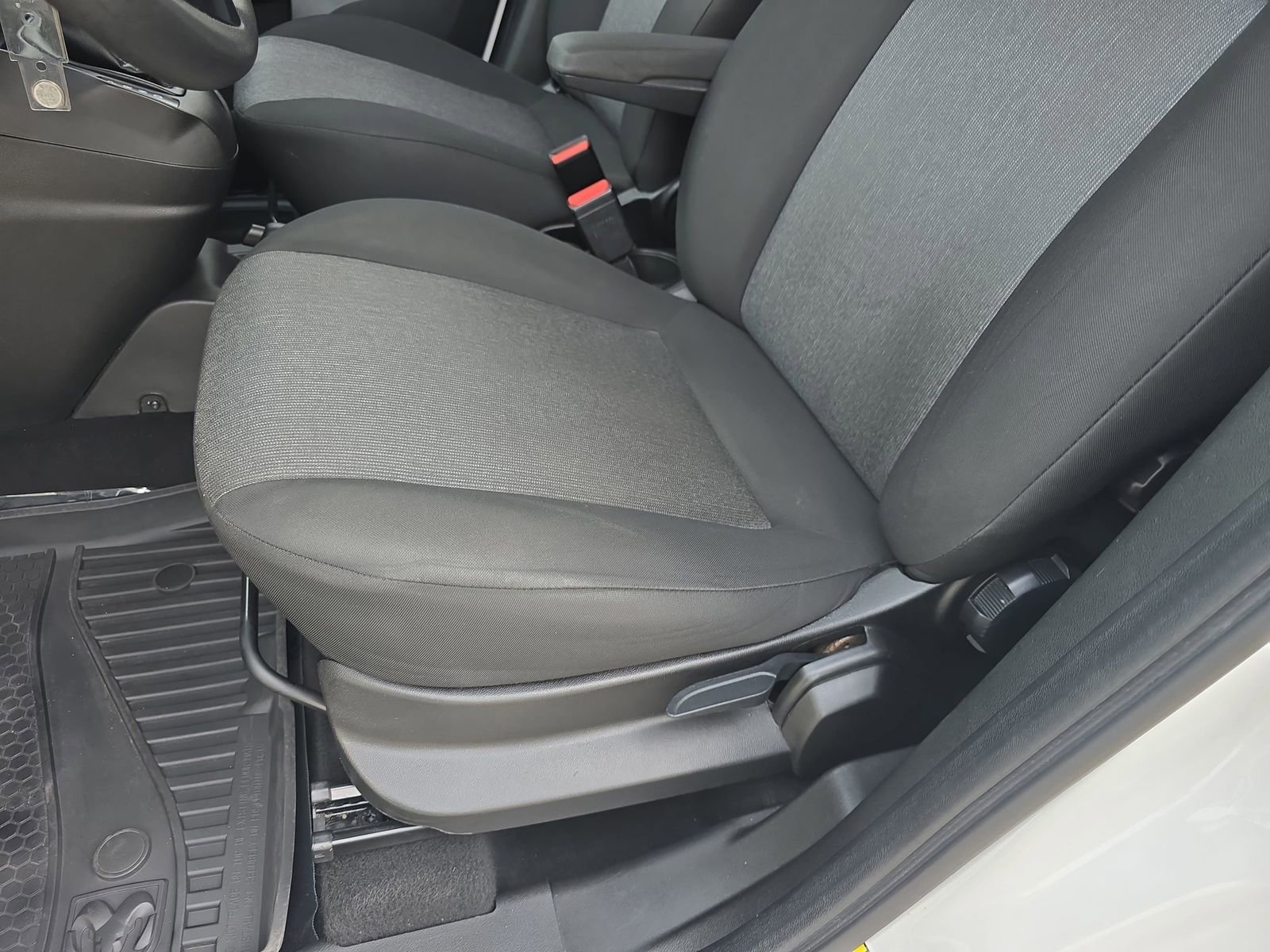 Used 2022 RAM ProMaster City Wagon image 29