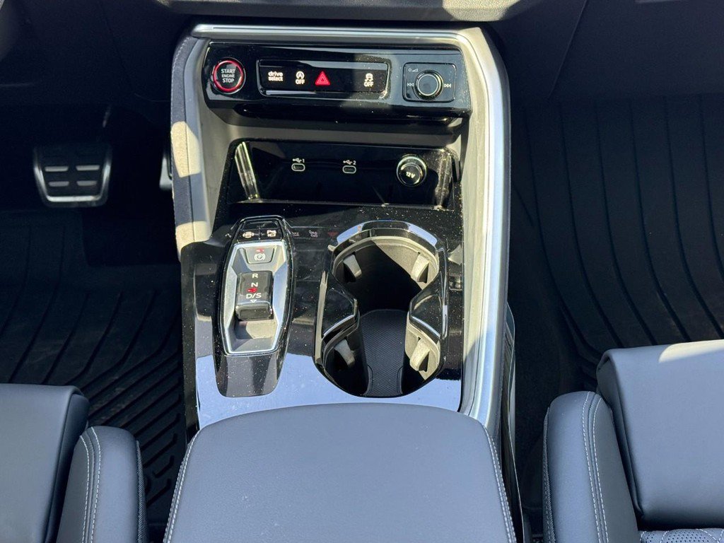 New 2025 Audi SQ5 Premium Plus image 11