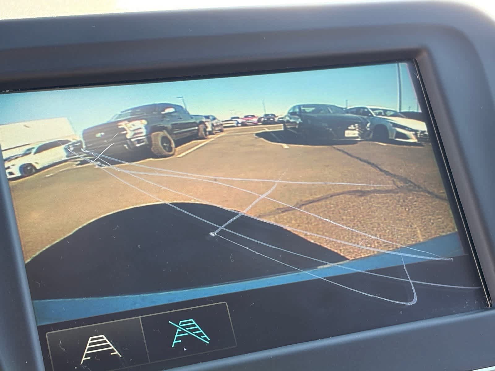 Used 2018 Chevrolet Malibu LT FWD image 13
