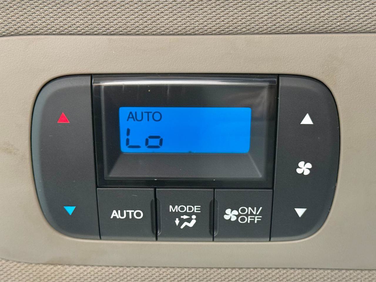 Used 2011 Honda Odyssey Touring image 19