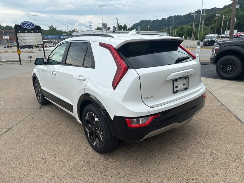 New 2025 Kia Niro Wind w/ Wind Preserve Package image 5