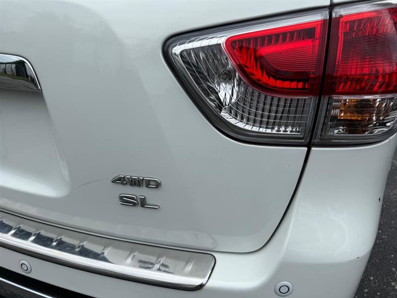 Used 2014 Nissan Pathfinder SL w/ Cargo Package image 40