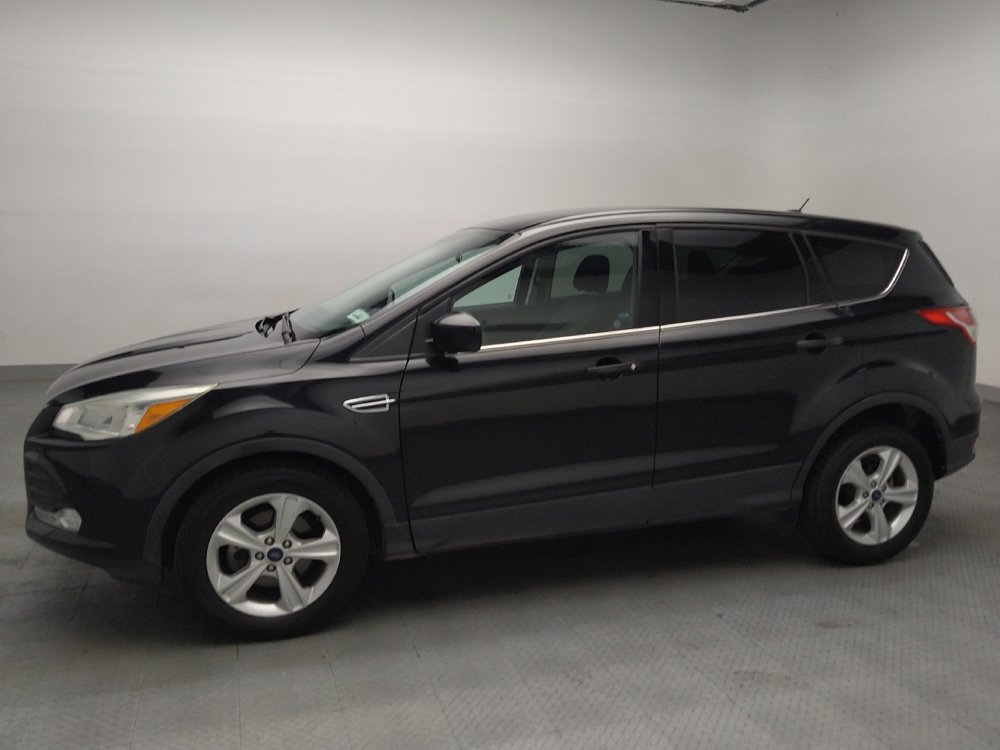 Used 2015 Ford Escape SE FWD image 2