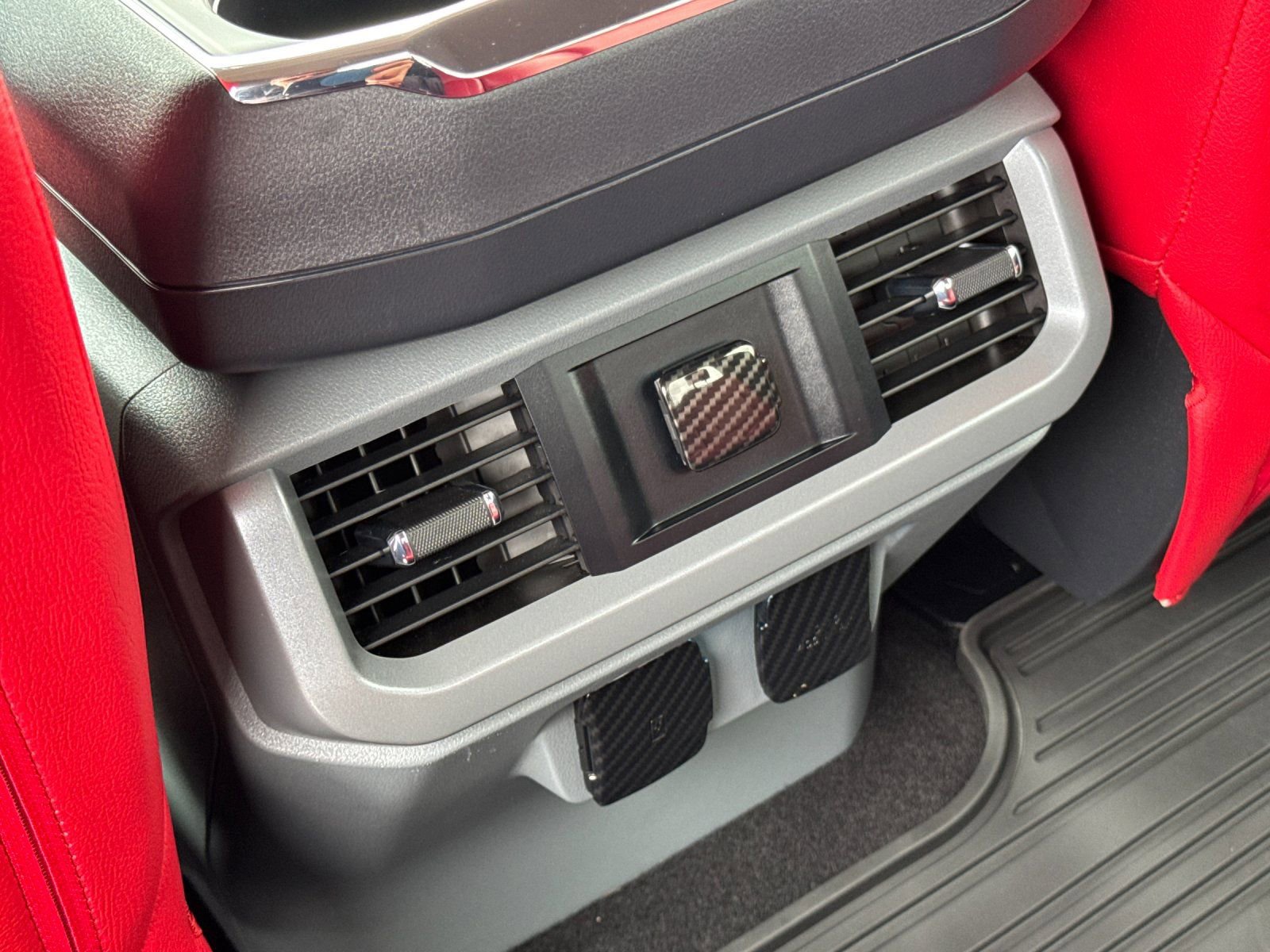 Used 2024 Ford F150 XLT w/ Equipment Group 302A MID image 14