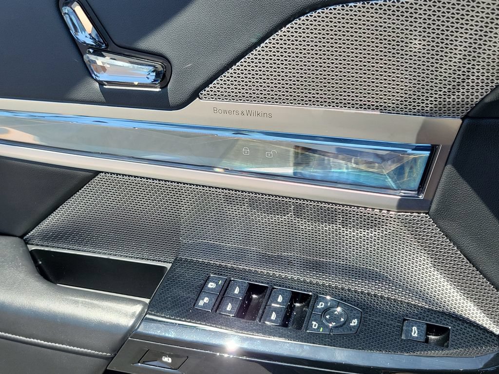 Used 2024 BMW 740i RWD image 17