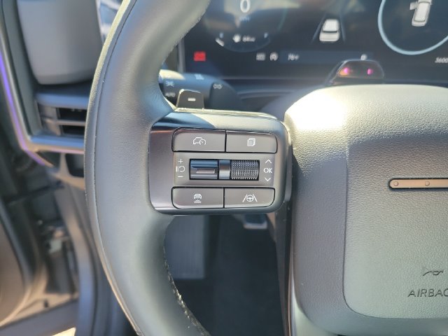 Used 2025 Hyundai Santa Fe Calligraphy FWD image 18