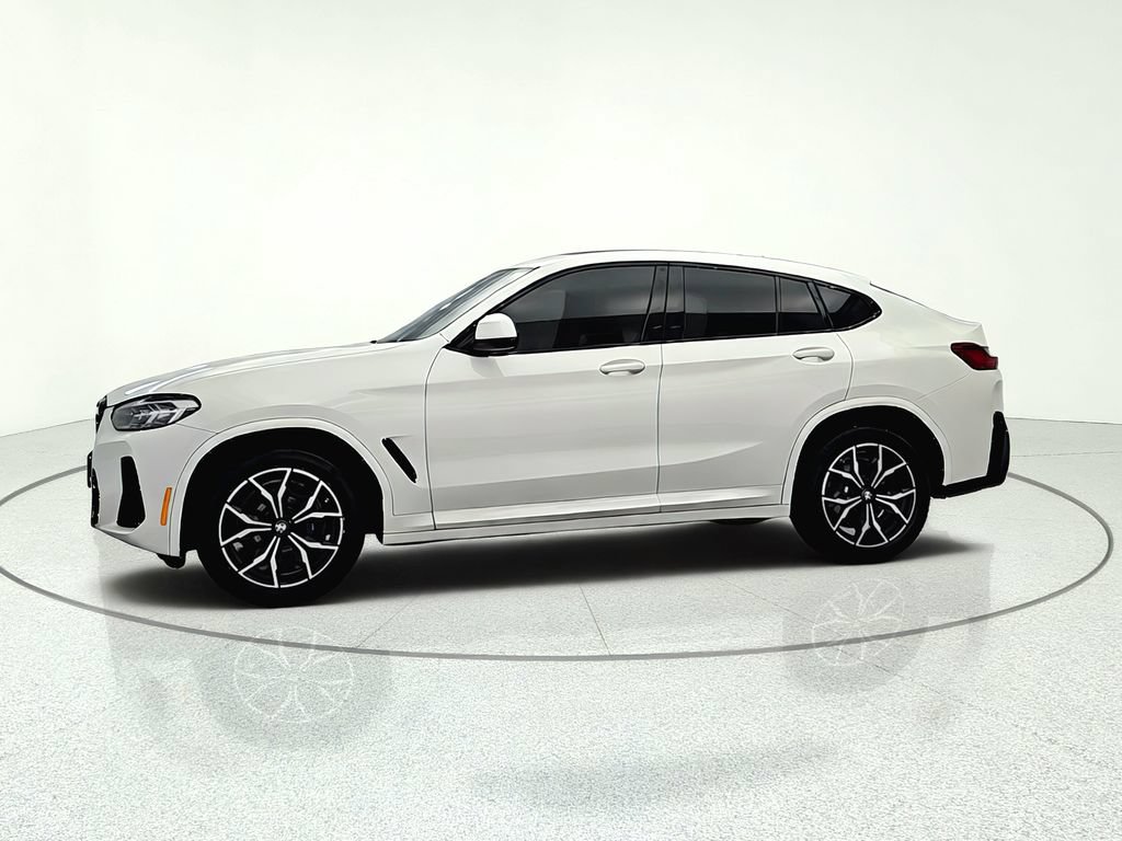 Used 2023 BMW X4 xDrive30i AWD/4WD image 4