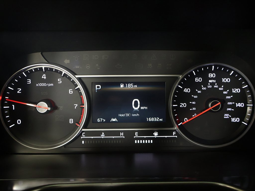 Used 2023 Kia Sorento LX image 40