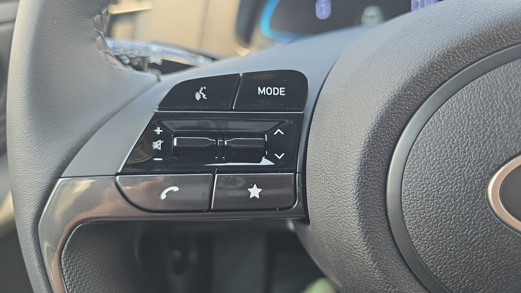 New 2026 Hyundai Elantra Sport FWD image 24