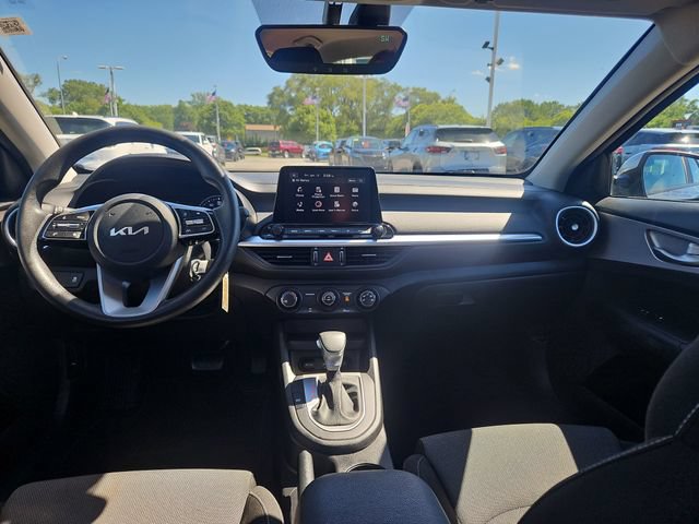 Used 2023 Kia Forte LXS w/ LXS Technology Package FWD image 13