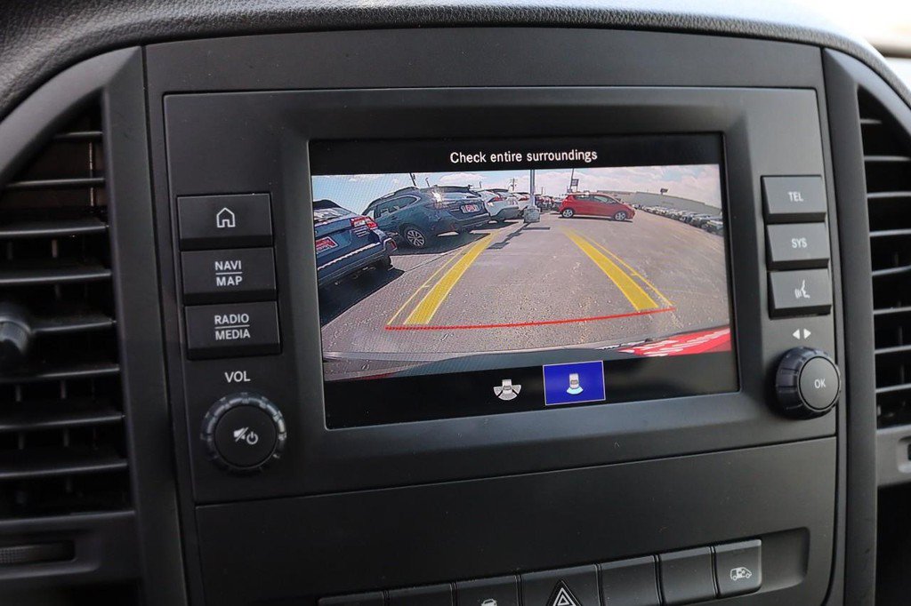 Used 2023 Mercedes-Benz Metris Passenger image 18